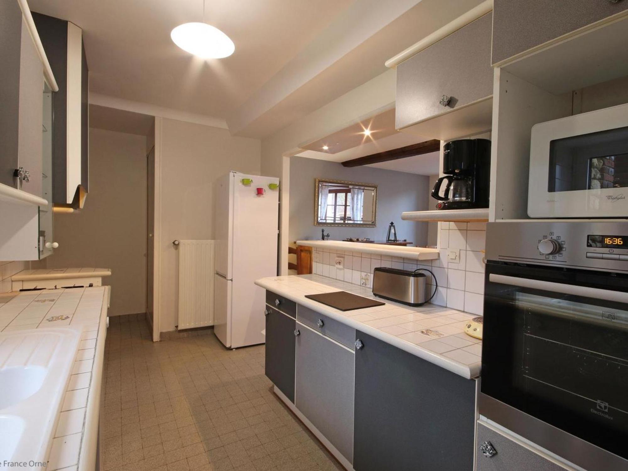 Maison Percheronne Spacieuse Avec Billard, Babyfoot, Et Jardin Clos, Animaux Bienvenus ! - Fr-1-497-65 La Mesniere Bagian luar foto